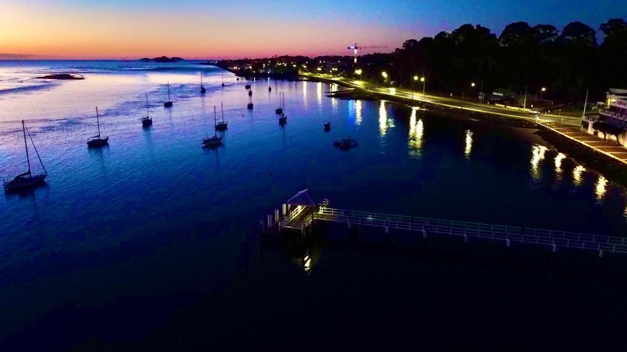 Zorba Waterfront Motel Batemans Bay Esterno foto