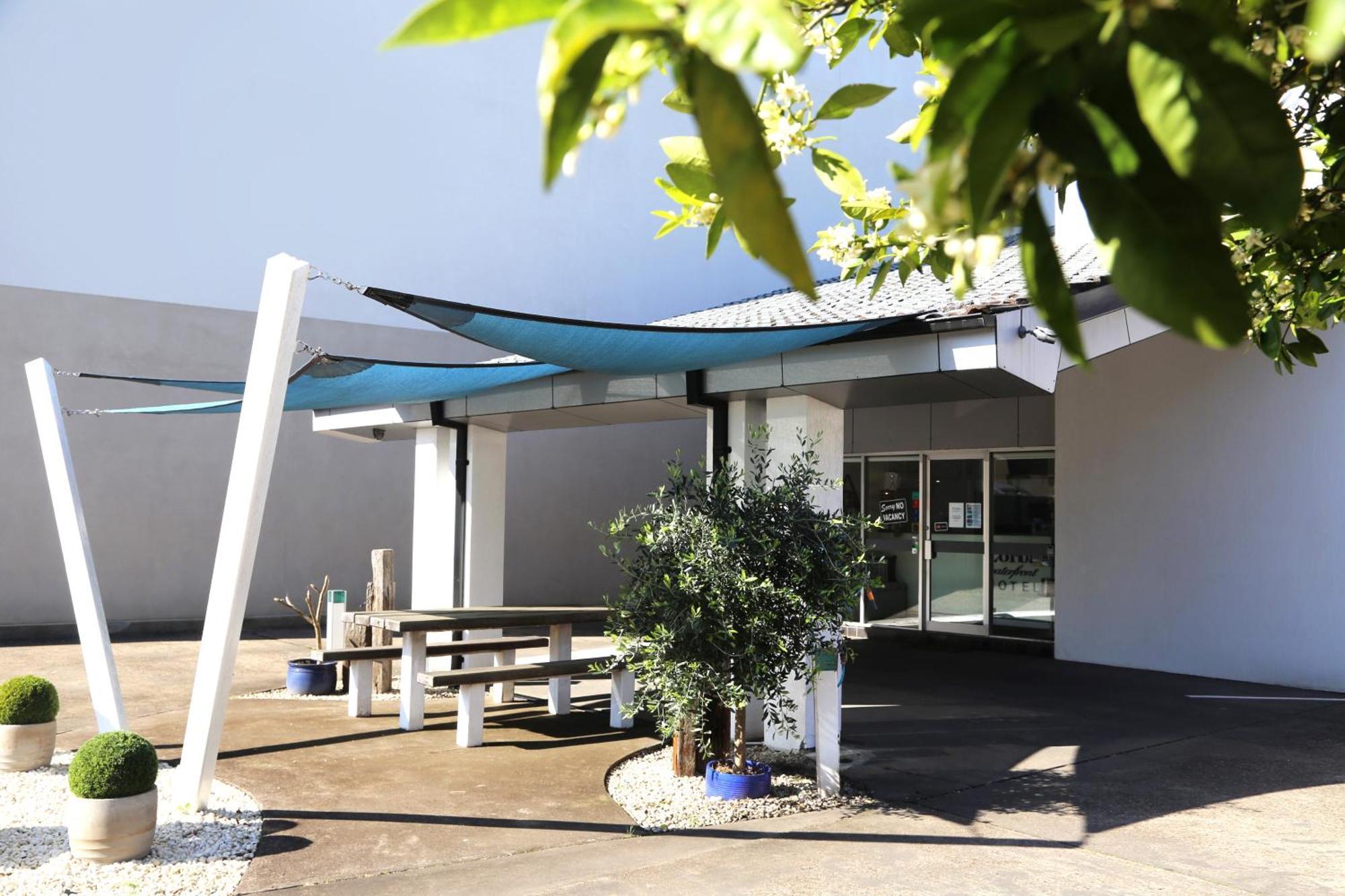 Zorba Waterfront Motel Batemans Bay Esterno foto