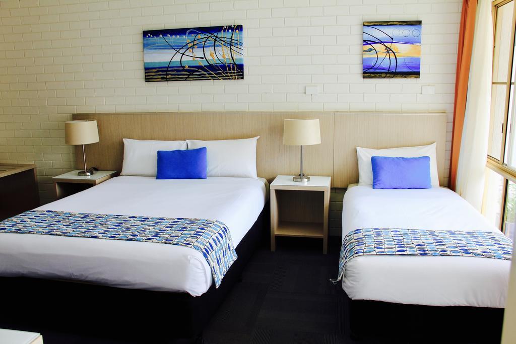 Zorba Waterfront Motel Batemans Bay Esterno foto