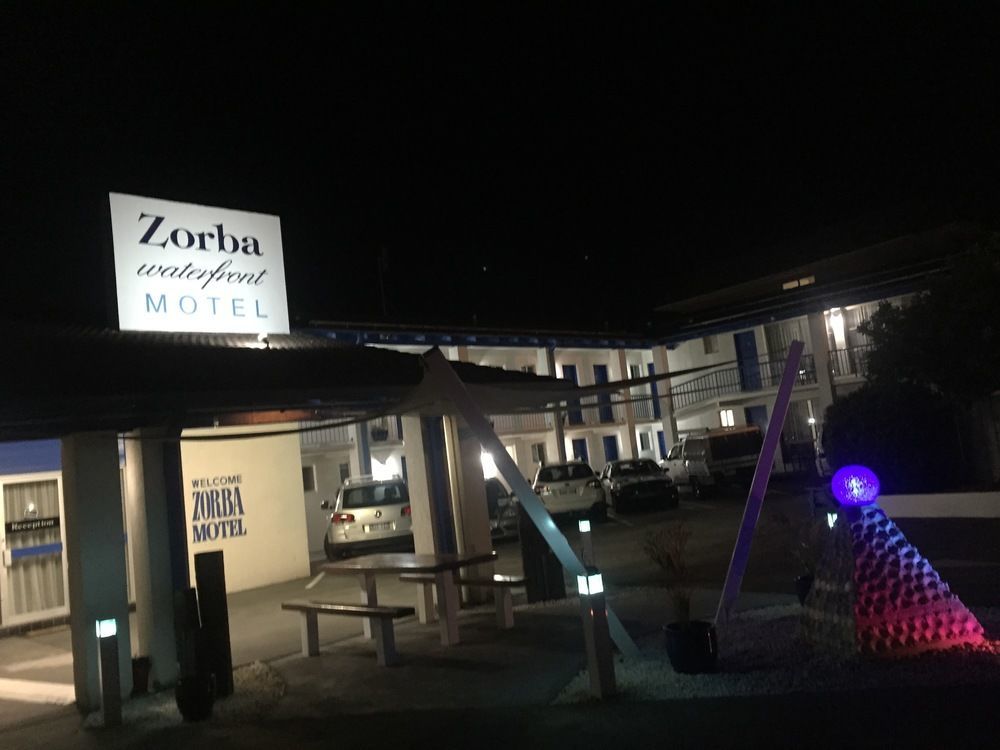 Zorba Waterfront Motel Batemans Bay Esterno foto