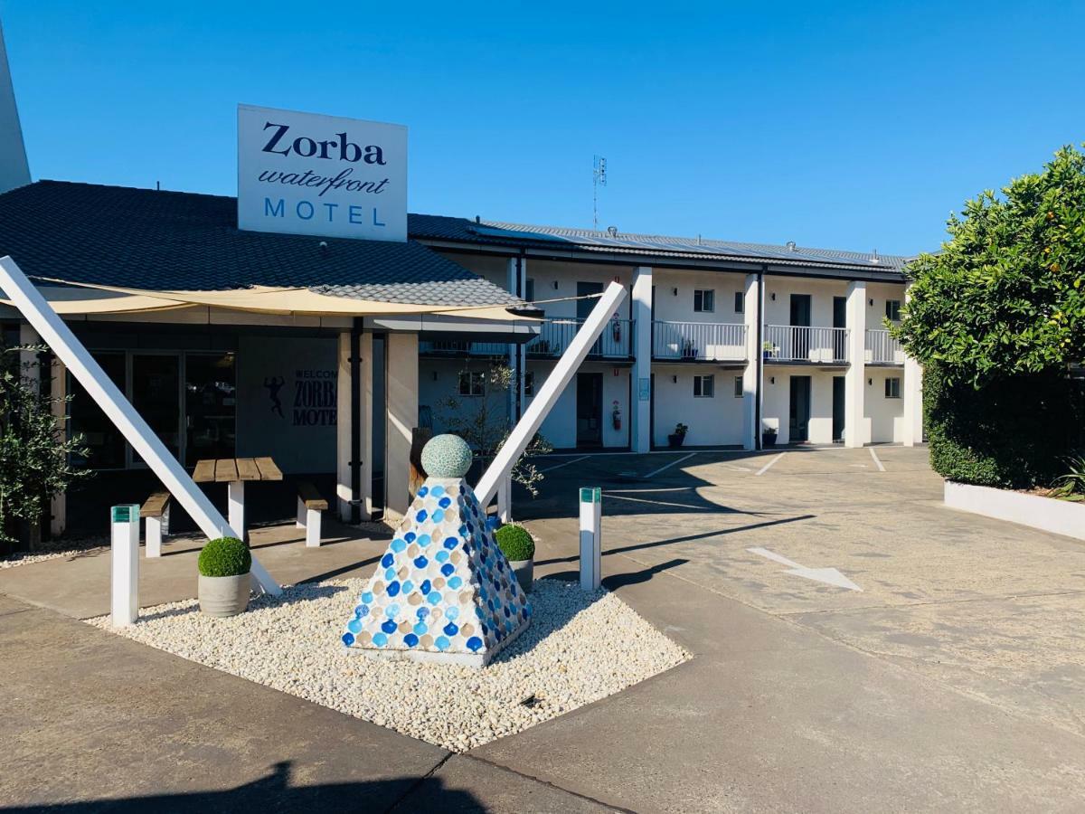 Zorba Waterfront Motel Batemans Bay Esterno foto