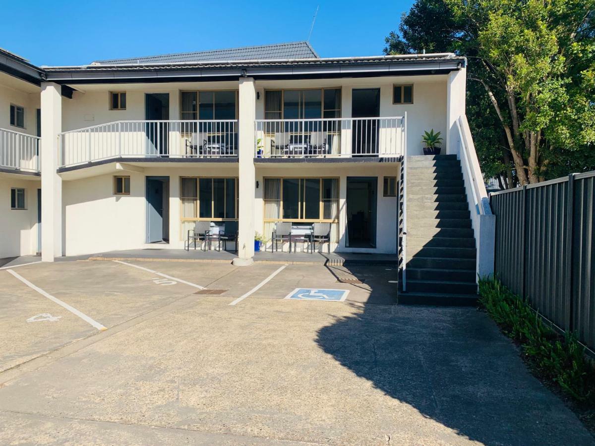 Zorba Waterfront Motel Batemans Bay Esterno foto